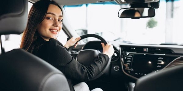 Seguro de Coche ABANCA, pago aplazado sin intereses y bonificación hasta 7%